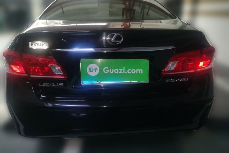 Used Lexus ES 2010 240 Elegant Edition Rear