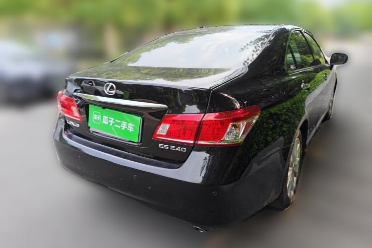 Used Lexus ES 2010 240 Elegant Edition Rear Right 45 Deg