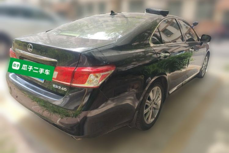 Used Lexus ES 2010 240 Luxury Edition Rear Right 45 Deg