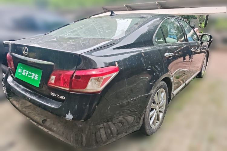 Used Lexus ES 2010 240 Luxury Edition Rear Right 45 Deg
