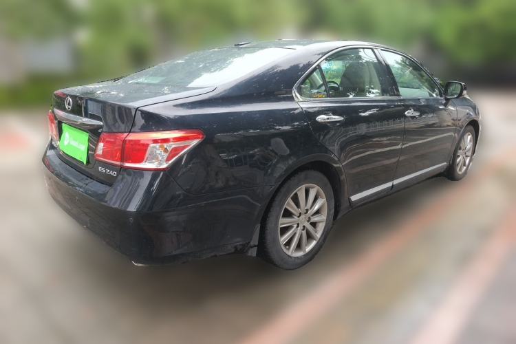 Used Lexus ES 2010 240 Luxury Edition Rear Right 45 Deg