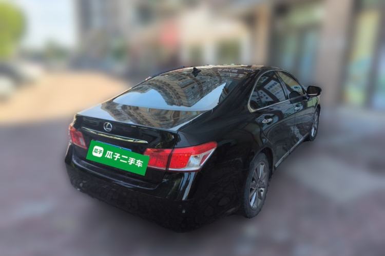 Used Lexus ES 2010 240 Luxury Edition Rear Right 45 Deg