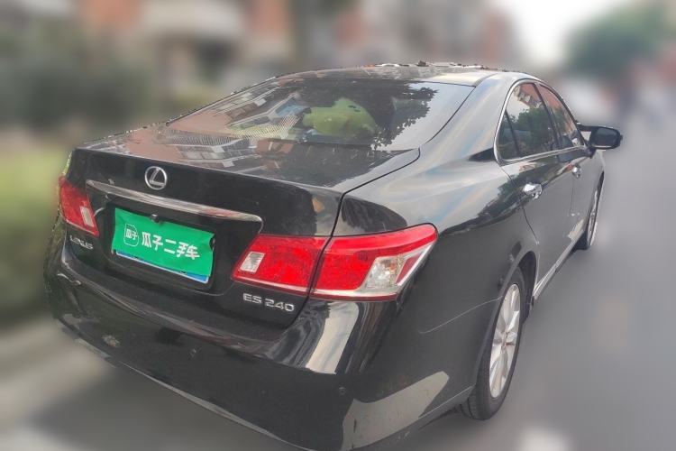 Used Lexus ES 2010 240 Elegant Edition Rear Right 45 Deg