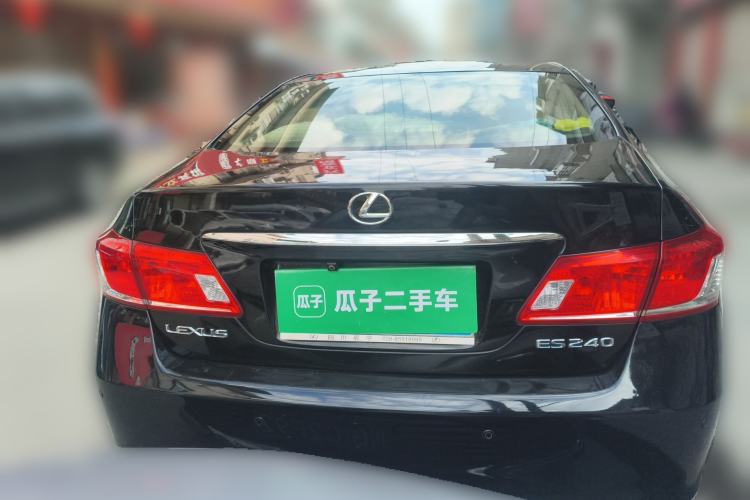Used Lexus ES 2010 240 Elegant Edition Rear