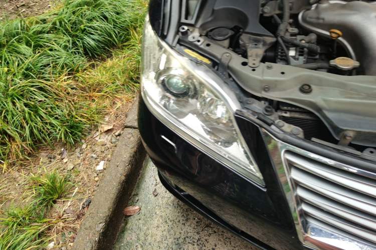 Used Lexus ES 2010 240 Luxury Edition Right Front Headlight