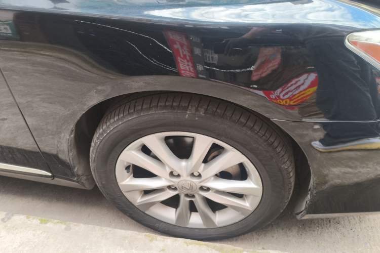Used Lexus ES 2010 240 Elegant Edition Right Front Wheel Hub