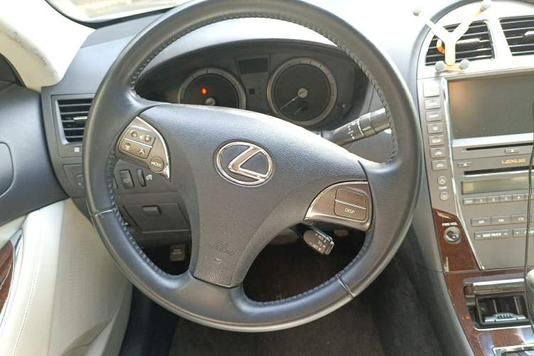 Used Lexus ES 2010 240 Elegant Edition Steering Wheel