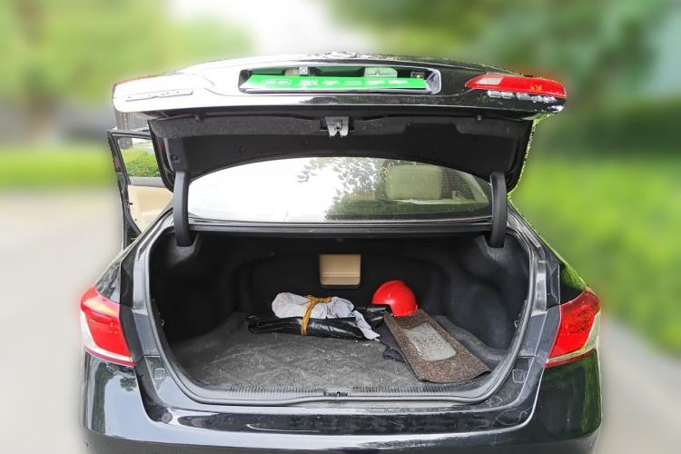 Used Lexus ES 2010 240 Elegant Edition Trunk