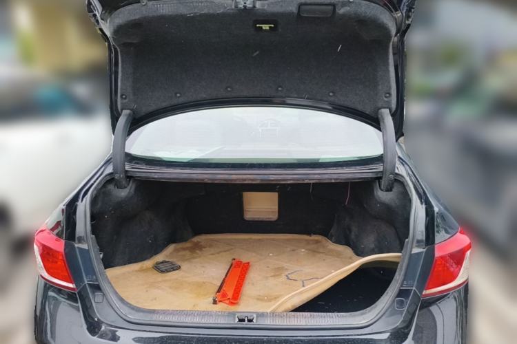 Used Lexus ES 2010 240 Elegant Edition Trunk