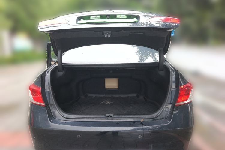 Used Lexus ES 2010 240 Luxury Edition Trunk