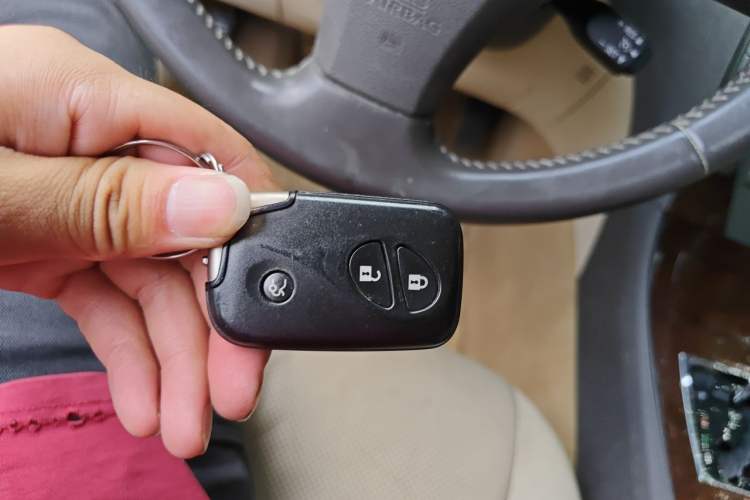 Used Lexus ES 2010 240 Elegant Edition Vehicle Key