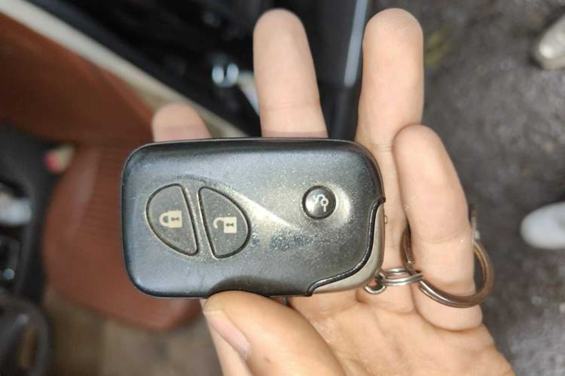 Used Lexus ES 2010 240 Elegant Edition Vehicle Key