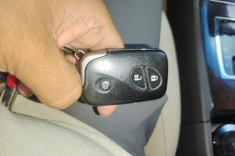 Used Lexus ES 2010 240 Elegant Edition Vehicle Key