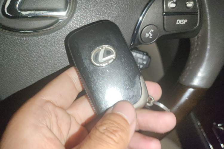 Used Lexus ES 2010 240 Luxury Edition Vehicle Key