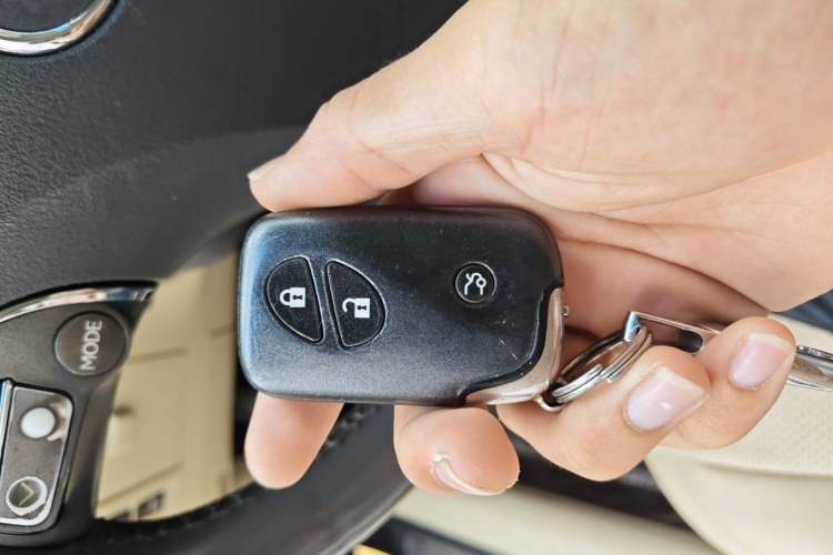 Used Lexus ES 2010 240 Elegant Edition Vehicle Key