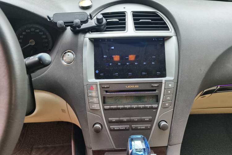 Used Lexus ES 2010 240 Elegant Edition Audio And AC Panel