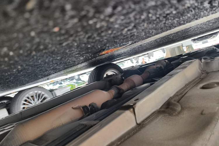 Used Lexus ES 2010 240 Elegant Edition Chassis Front Left