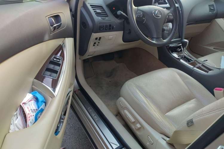 Used Lexus ES 2010 240 Elegant Edition Driver Seat
