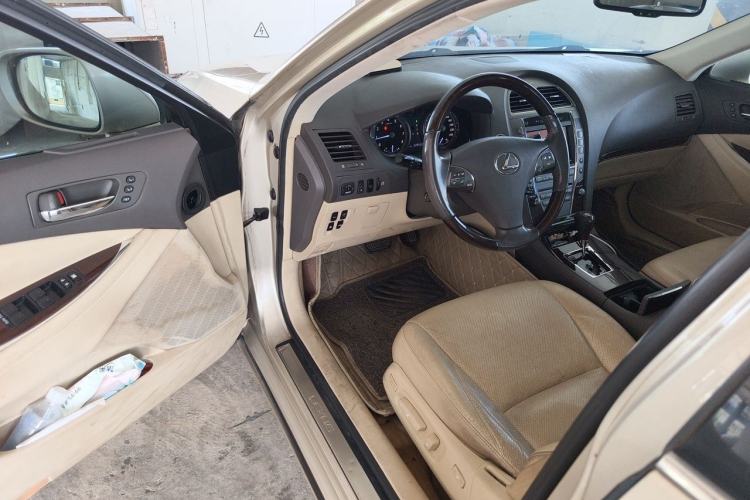 Used Lexus ES 2010 240 Luxury Edition Driver Seat