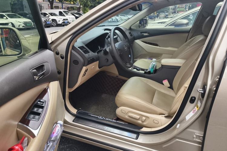 Used Lexus ES 2010 240 Elegant Edition Driver Seat