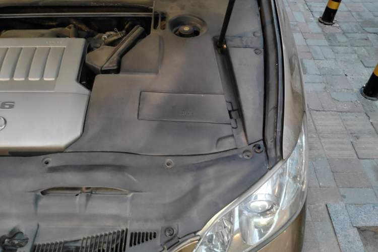 Used Lexus ES 2010 350 Prestige Edition Engine Bay Left