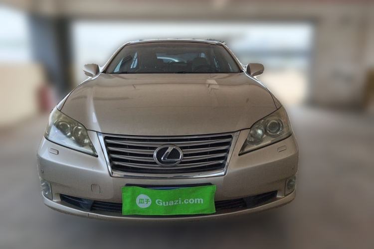Used Lexus ES 2010 240 Luxury Edition Front