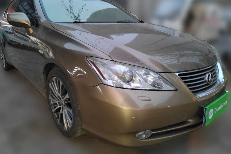 Used Lexus ES 2010 350 Prestige Edition Front Right 45 Deg