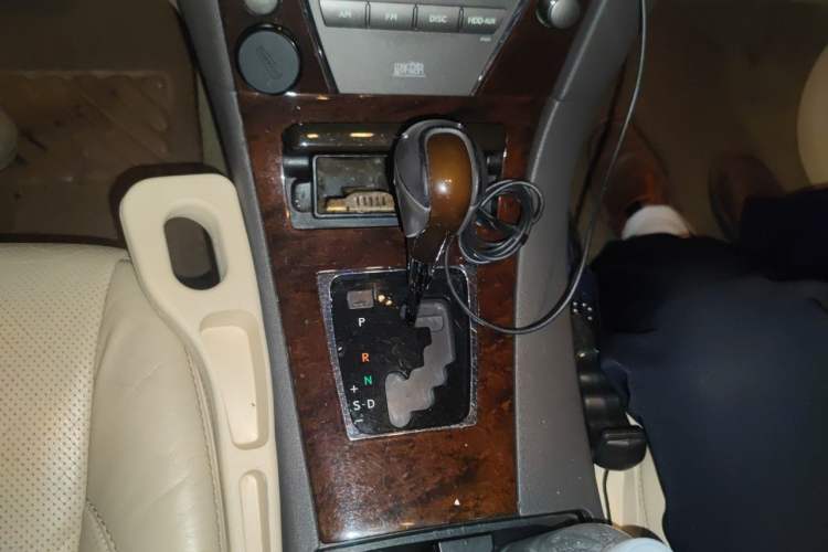 Used Lexus ES 2010 350 Prestige Edition Gear Lever