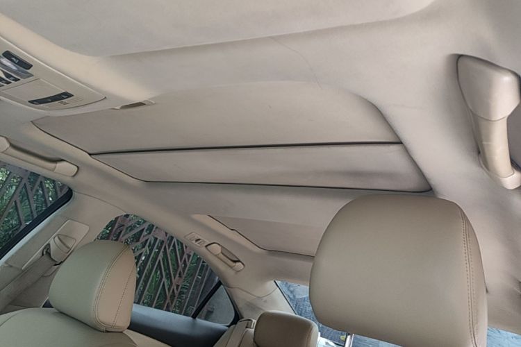 Used Lexus ES 2010 350 Elegant Edition Headliner