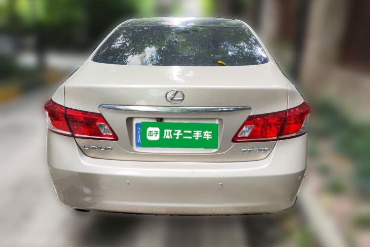 Used Lexus ES 2010 350 Elegant Edition Rear