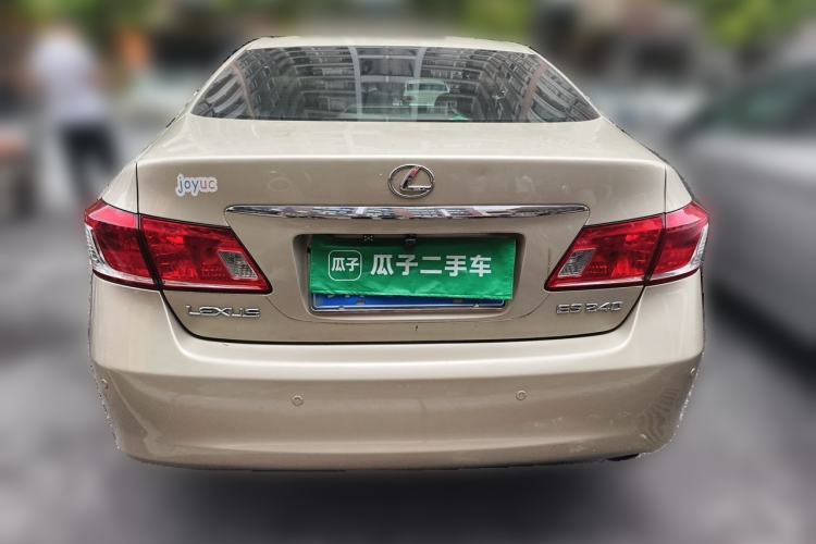 Used Lexus ES 2010 240 Elegant Edition Rear