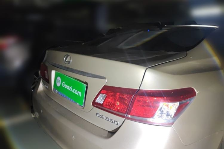 Used Lexus ES 2010 350 Prestige Edition Rear