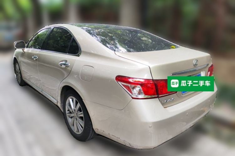 Used Lexus ES 2010 350 Elegant Edition Rear Left 45 Deg