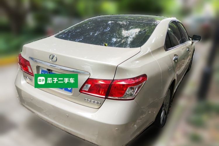 Used Lexus ES 2010 350 Elegant Edition Rear Right 45 Deg