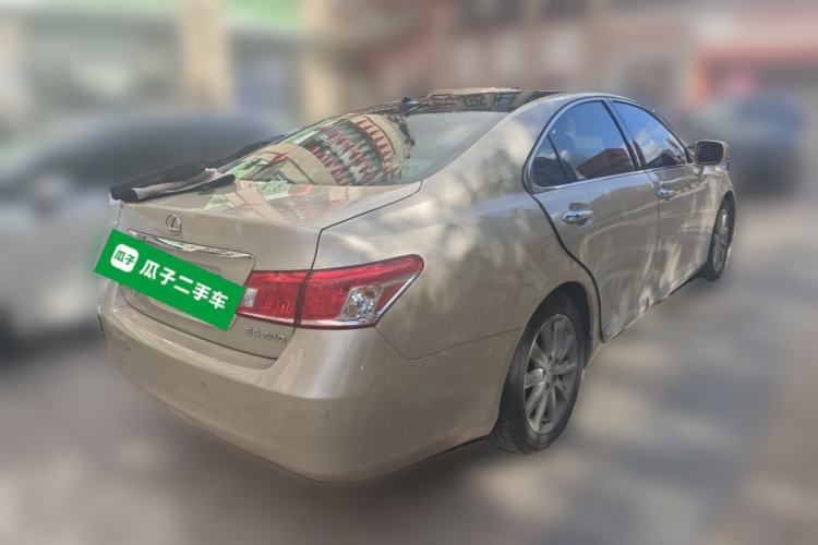 Used Lexus ES 2010 240 Luxury Edition Rear Right 45 Deg