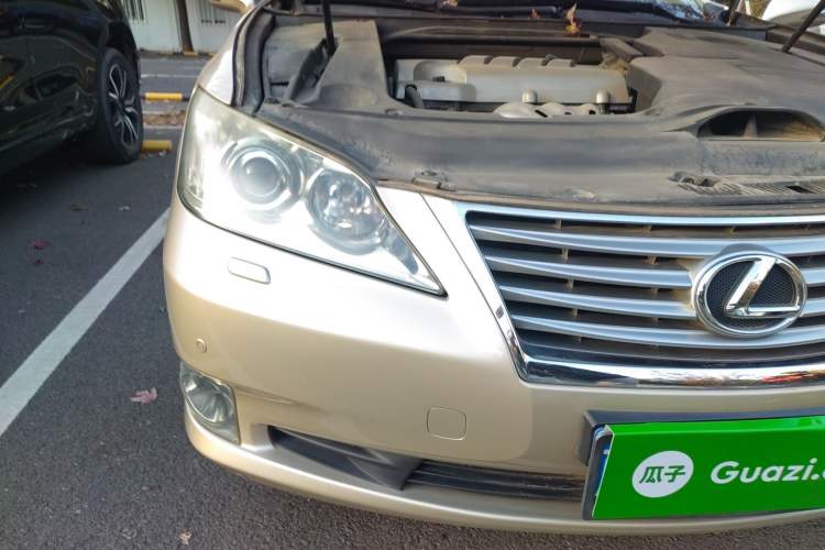 Used Lexus ES 2010 240 Elegant Edition Right Front Headlight