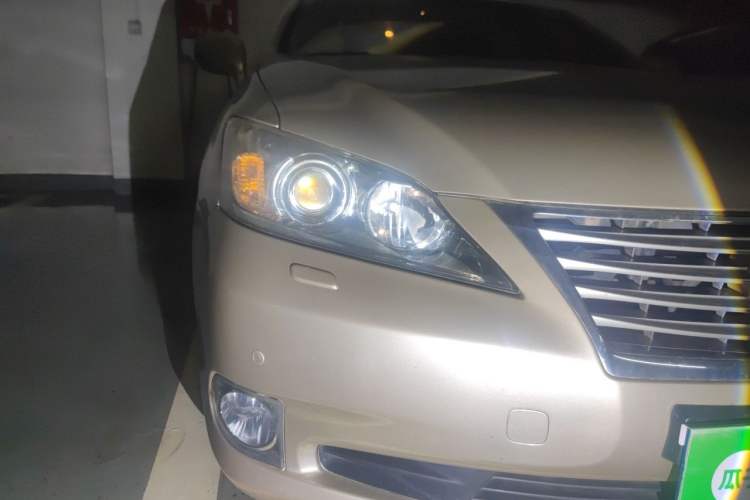 Used Lexus ES 2010 350 Prestige Edition Right Front Headlight