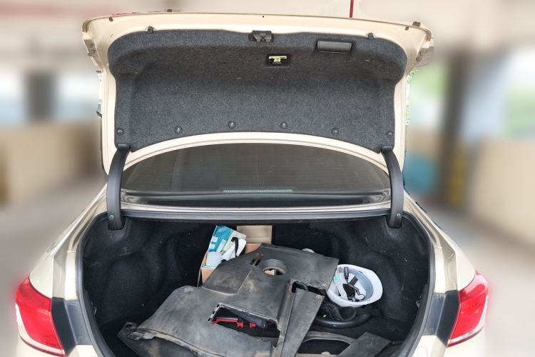 Used Lexus ES 2010 240 Luxury Edition Trunk