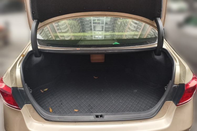 Used Lexus ES 2010 240 Elegant Edition Trunk
