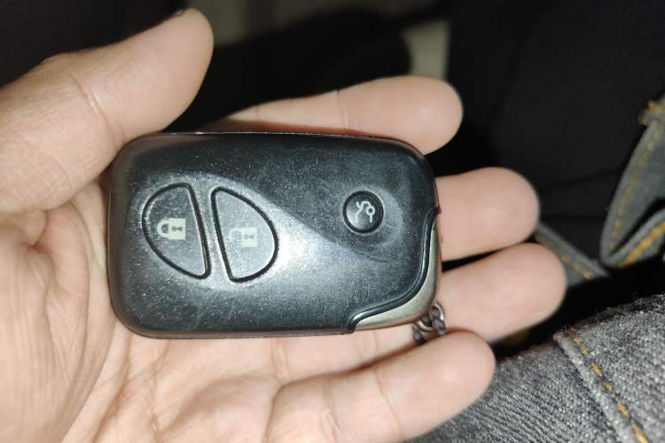 Used Lexus ES 2010 240 Elegant Edition Vehicle Key
