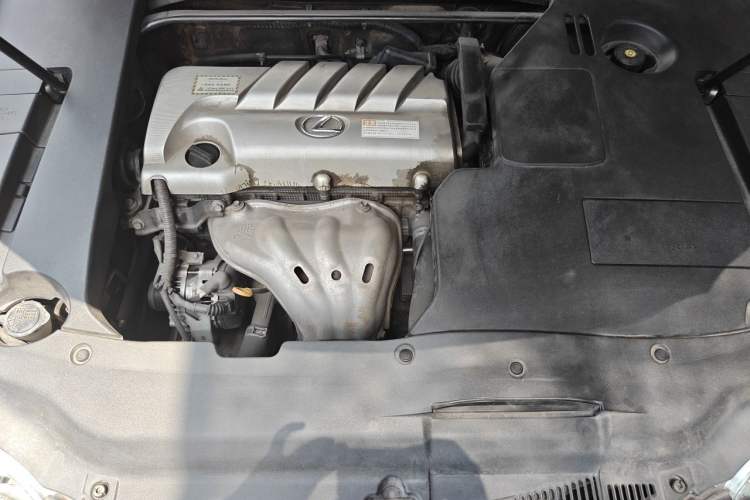 Used Lexus ES 2010 240 Elegant Edition Engine Bay