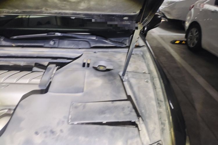Used Lexus ES 2010 240 Elegant Edition Engine Bay Left