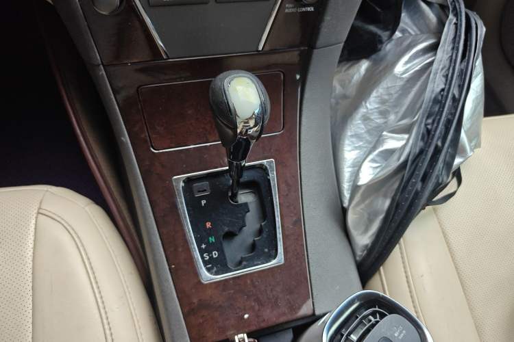 Used Lexus ES 2010 240 Elegant Edition Gear Lever