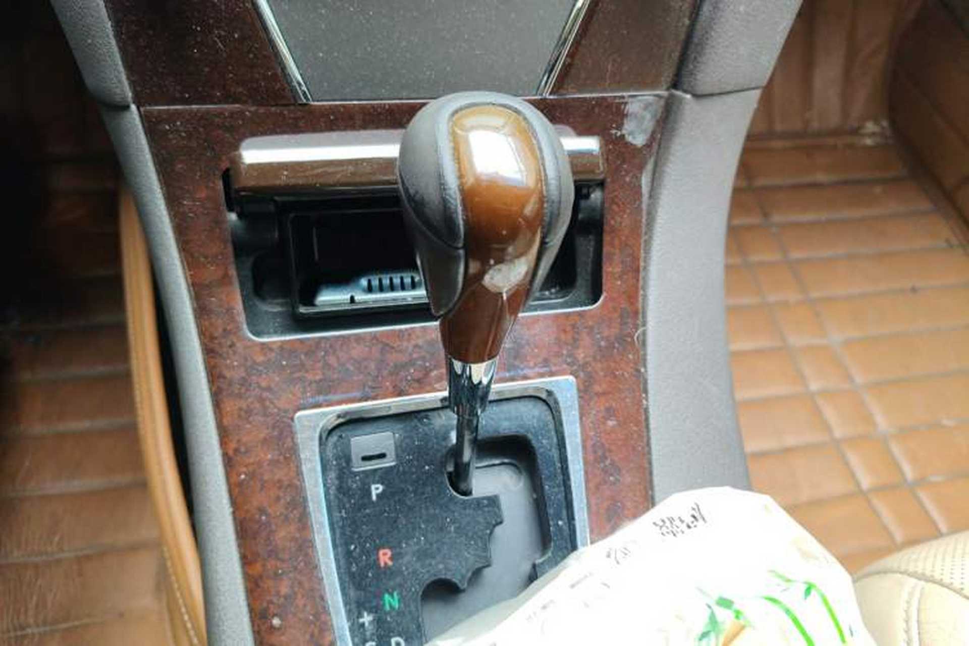 Used Lexus ES 2010 240 Luxury Edition Gear Lever