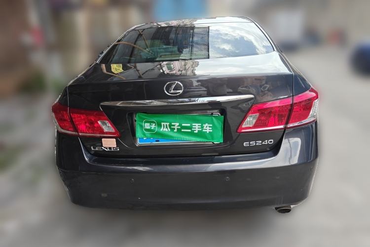 Used Lexus ES 2010 240 Elegant Edition Rear