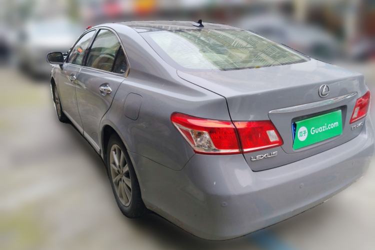 Used Lexus ES 2010 240 Luxury Edition Rear Left 45 Deg