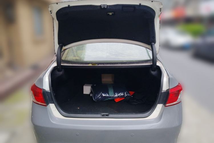 Used Lexus ES 2010 240 Luxury Edition Trunk