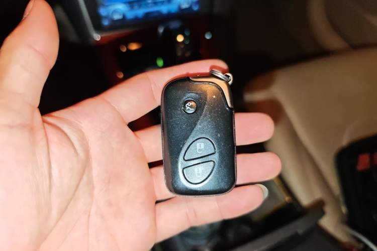 Used Lexus ES 2010 240 Elegant Edition Vehicle Key