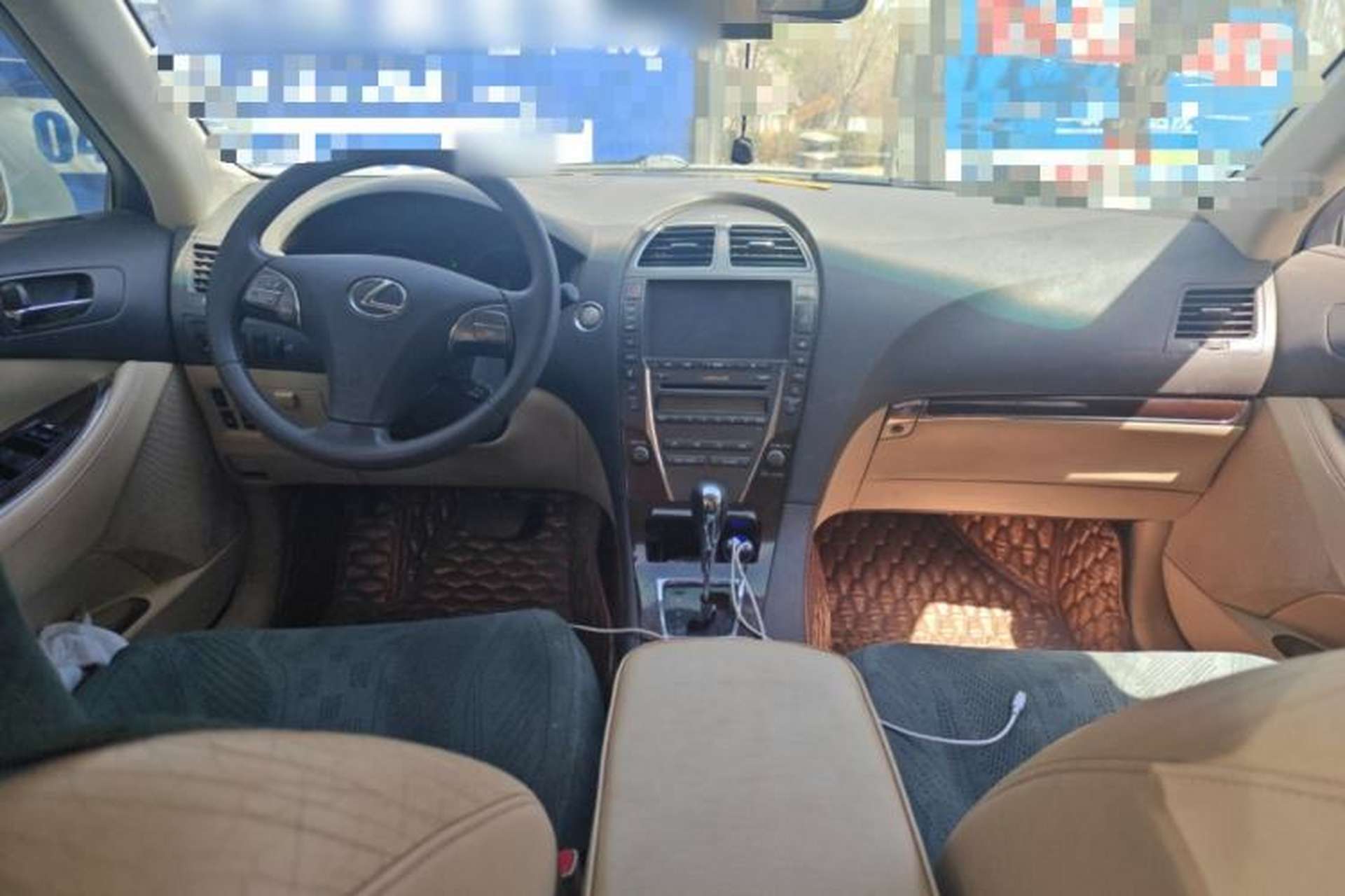 Used Lexus ES 2010 240 Elegant Edition Center Console