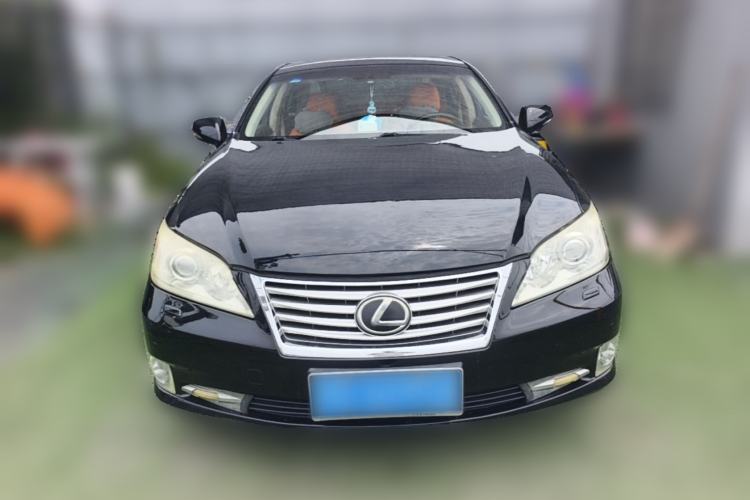 Used Lexus ES 2010 350 Luxury Edition Front